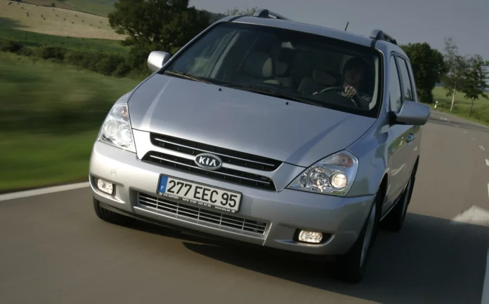 Używana Kia Carnival 2